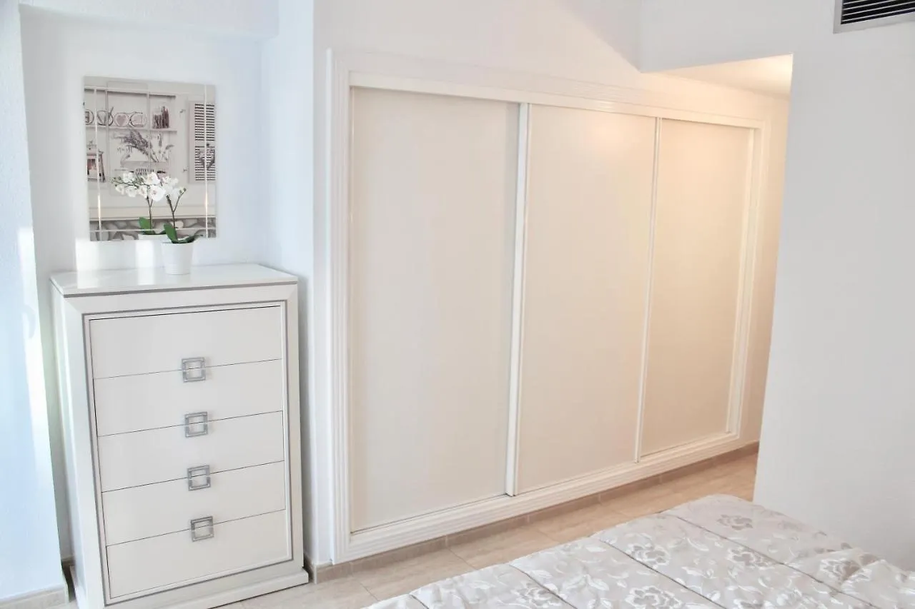 Playamar - Exclusive Beach Apartment With Pool, Tennis And Wifi トレモリノス