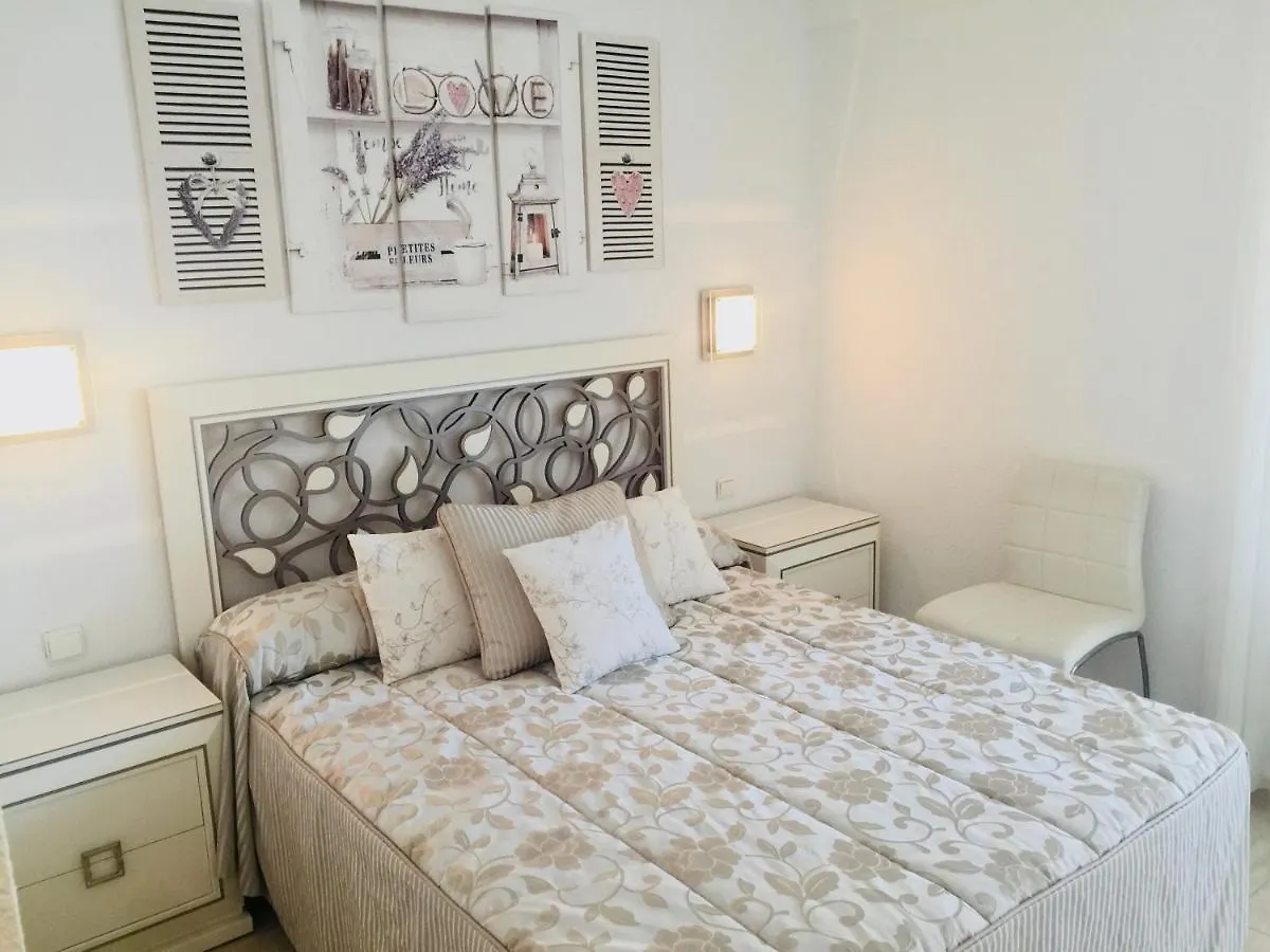 Playamar - Exclusive Beach Apartment With Pool, Tennis And Wifi Torremolinos